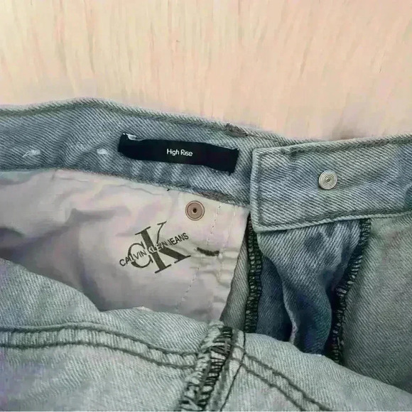 CK Jeans Calvin Klein Light Wash Denim Shorts 4 - Picture 6 of 7